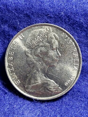1966 Uncirculated Australia Silver 50 Cent Coin *** L@@K FREE SHIPPING ***